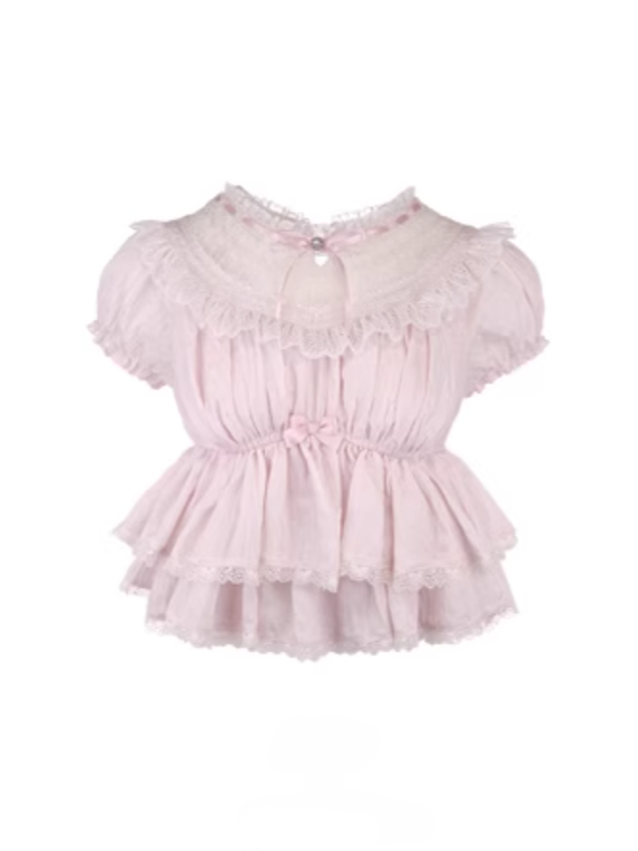 Spitzenbesatz am Saum mit Schößchenoberteil und rosa Puffärmeln