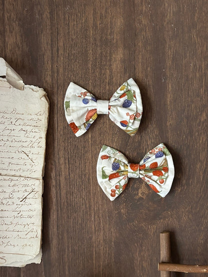 Berry-Themed Hair Accessory in Four Summer Colors - Zoncel