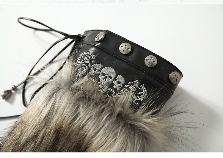 ブラック＆グレー スケルトン シャギー レッグウォーマー