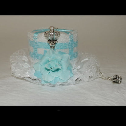 ブルー/ホワイトフローラルクラウンミニとデザイン装飾帽子ラインストーン