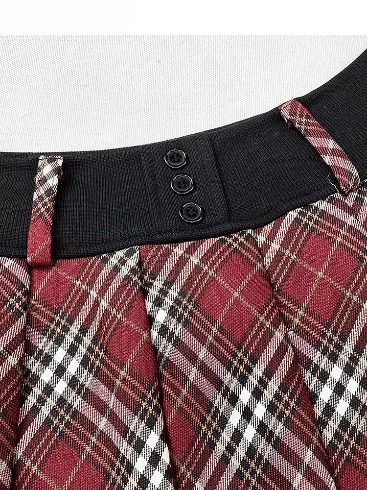 Weinroter Faltenrock mit Karomuster
