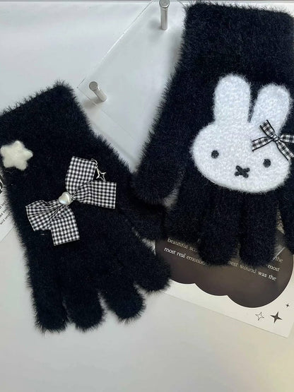 Cute and Miffy Gloves Pattern Plush Star Black/White with
