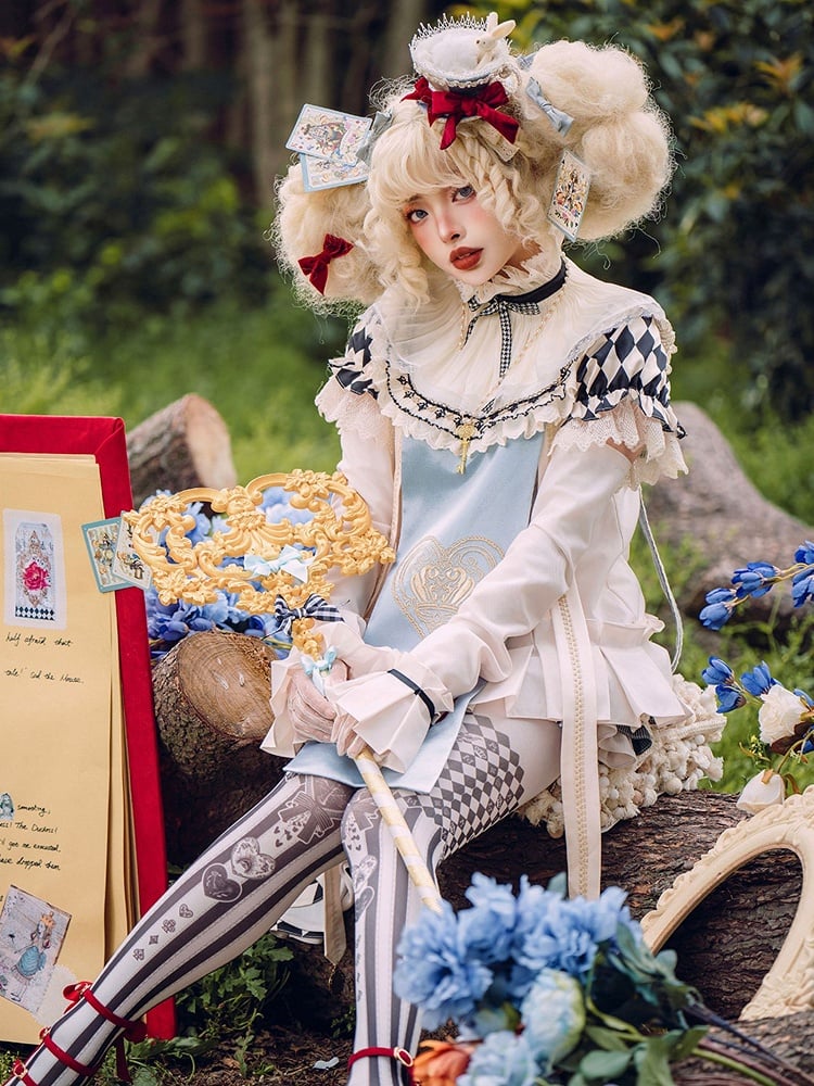 ベージュのパフヘムシャツの袖と取り外し可能なプリーツボックスチェック柄