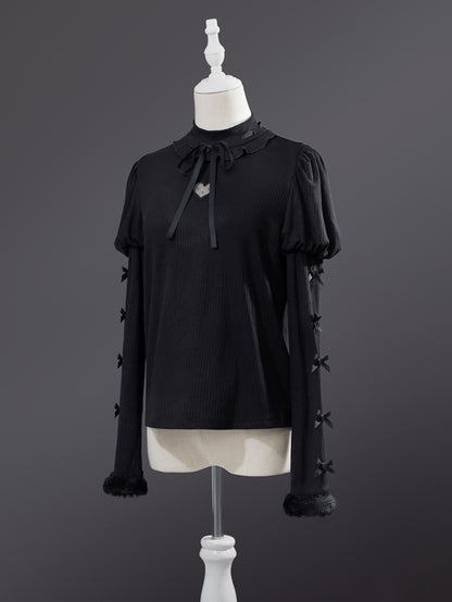 Schwarzes Lolita-Oberteil mit Juliette-Ärmeln und Herzausschnitt