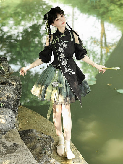 Black & Green Chinoiserie Cutout Top with Lily Embroidery - Han Ru Chu Hanfu & Han-Element Studi