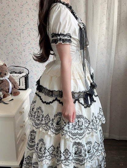 Lolita with Black Sleeves White Trims Elegant Lace Puff Blouse