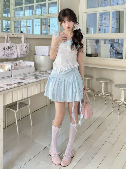 Ärmelloses Top mit gebogenen Ärmeln, weißem Saum, Seestern- und Quallen-Graffiti-Flatter