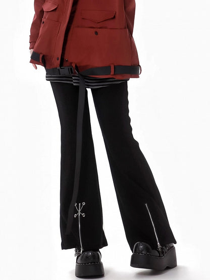 Schwarze Fischschwanzhose mit überkreuzten Ketten-Reißverschlüssen an den Bündchen