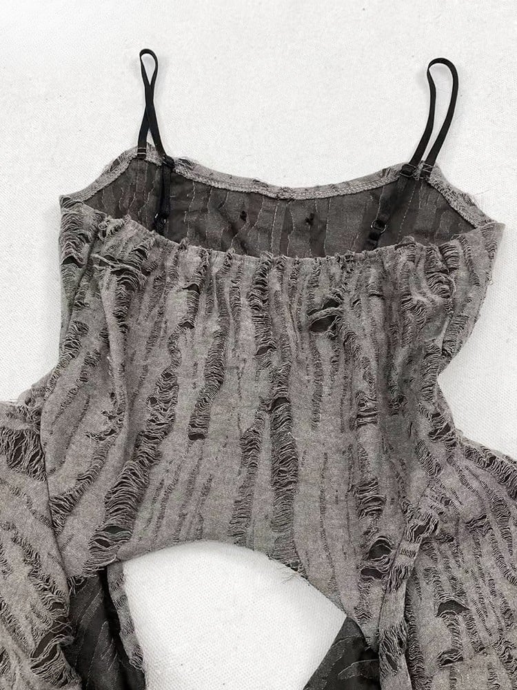 パンクアクセント ラッフルトップ ディストレストディテール ウェイストランド カスケードキャミソール グレー