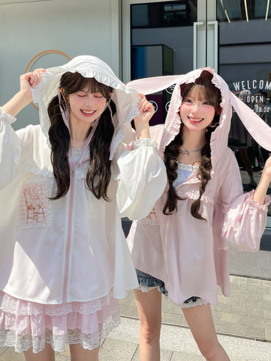 ウサギの耳のデザインフード刺繍アップリケホワイト/ピンクウサギ