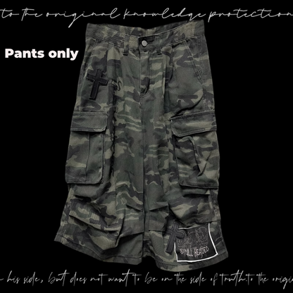Camourflage Cross and Skeleton Appliques Cargo Shorts Pockets