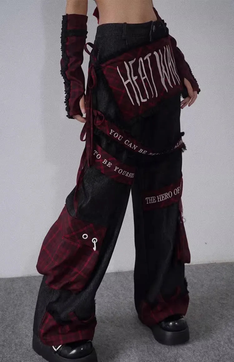 Plaid Black Cargo Pockets with Letters Jeans Embroidery Punk