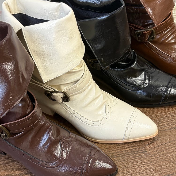 Fasteners - Mid-heel PU Black Toe Classic Inspired Boots with Lolita Convertible Cuff Pointed Vintage