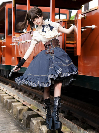 Aprikosenfarbenes Hemd mit Rüschenausschnitt + brauner Korsettgürtel + blauer Rock Steampunk Lolita Set