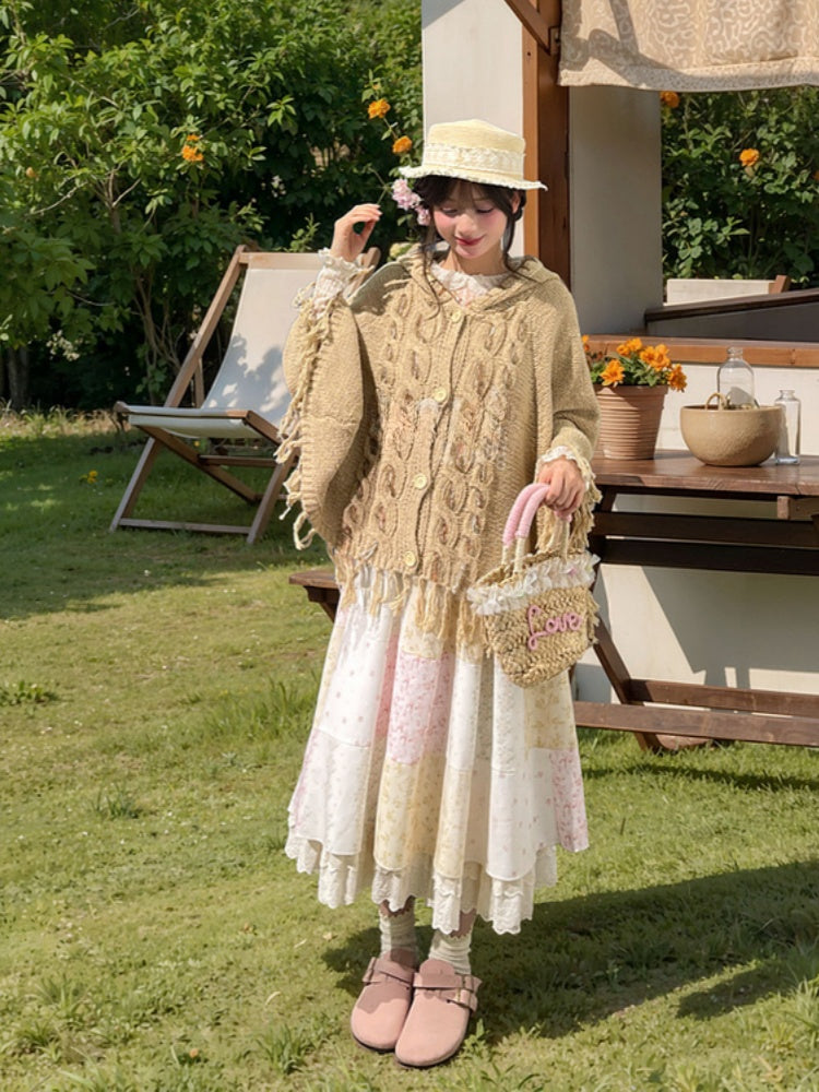 タッセルヘム付きケープ カーキ ニット フード付き