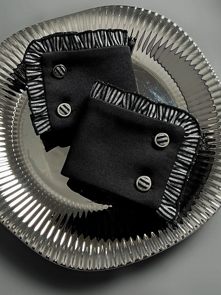 / Red Cuffs Black Wrist