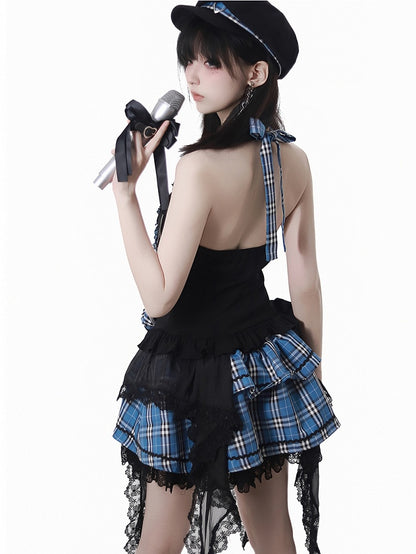 ブルーハートのブラックチェック柄とティアードスカートのバックル、レーストリムのアイドル