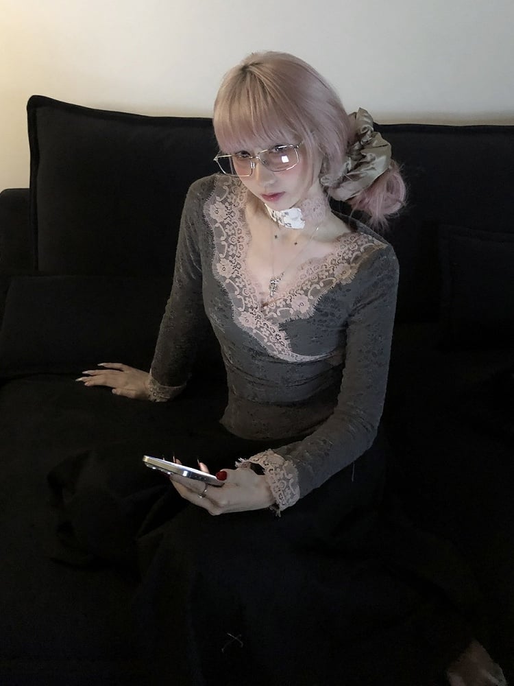 Lace Long Pink Trim Sleeve Top Gray Crossover
