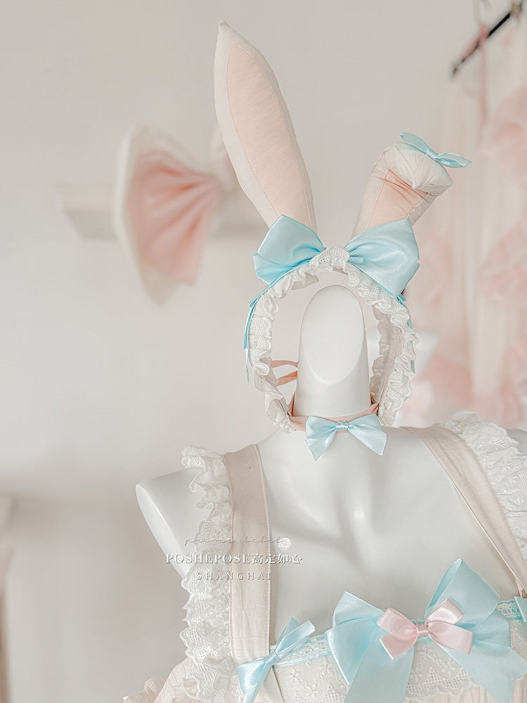 ピンクとミントグリーンのスイートメイドエプロン＋バスクウエストティアードフリルヘムストラップレスパフィードレス