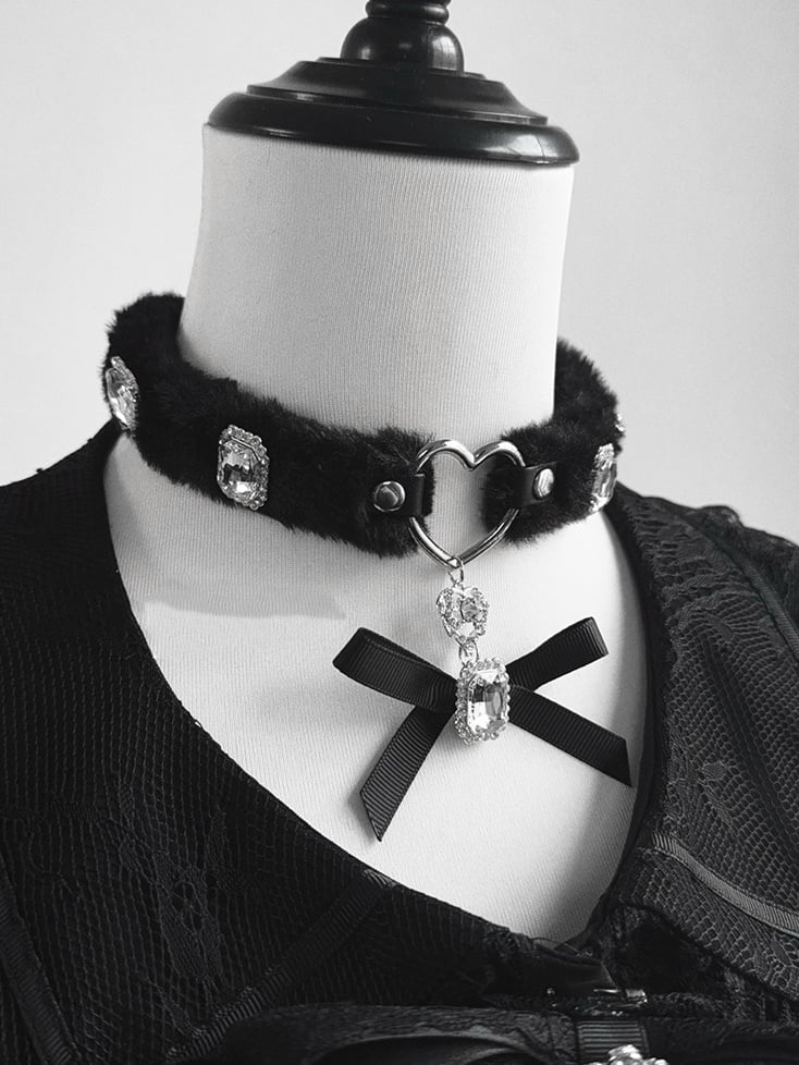 Black Choker with Embellishments Bowknot Pendant Plush Rhinestone