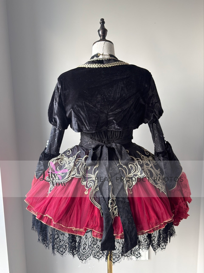 Black and red Gothic vampire Lolita JSK and bolero back view – LilyVow real product photo
