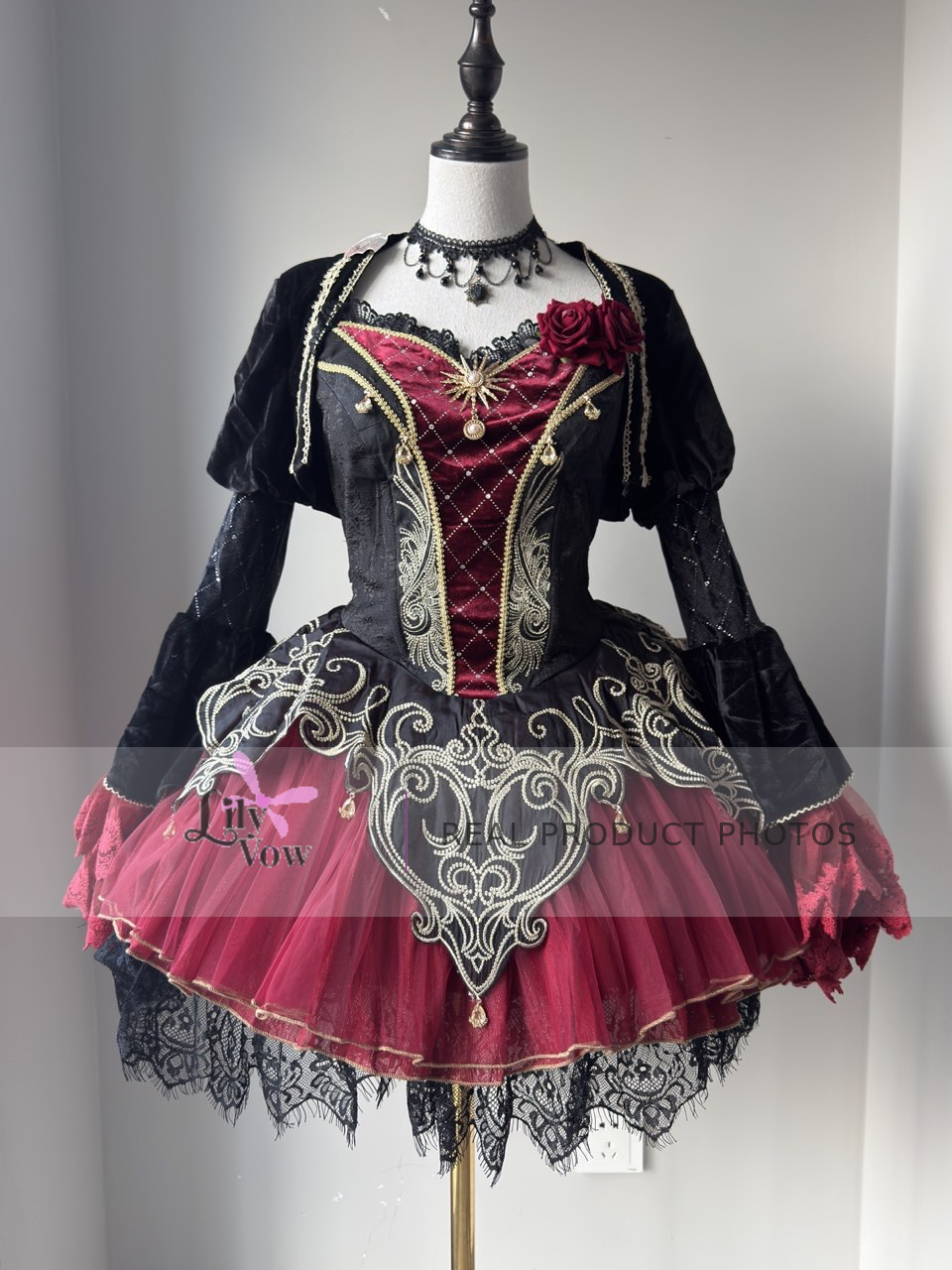 Black and red Gothic vampire Lolita JSK and bolero front view – LilyVow real product photo