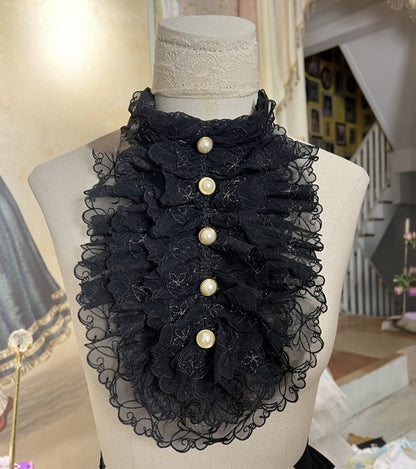 ダークパープルのレースアップベルベットジャケットとブラックのヴィンテージスカートのセット