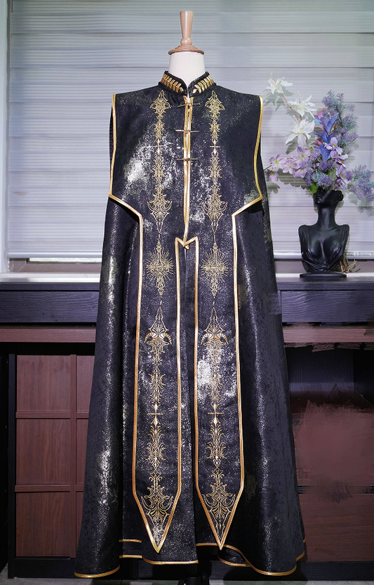 Uncrowned King Lolita Heavy Embroidery Cape – Jacquard Gold & Silver