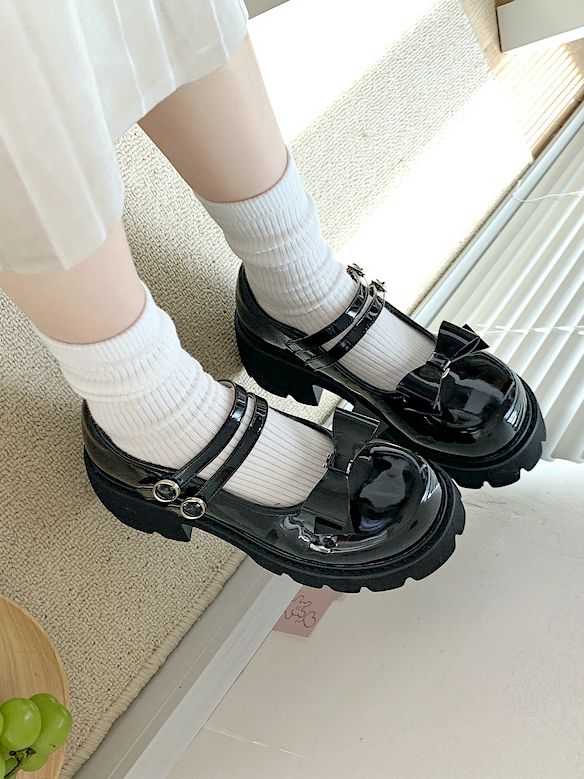 Polished Black PU Mary Jane Shoes with Bowknot Accents - LI XING LUO