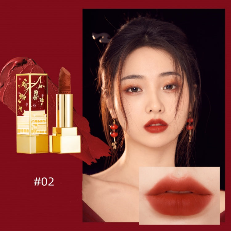 Geschenkbox mit Lippenstiftprägung „Forbidden City“