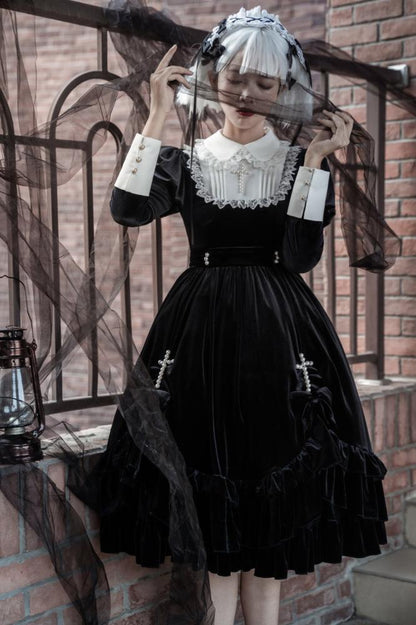 Schwarz-weißes elegantes Lolita-Kleid mit Juliette-Ärmeln