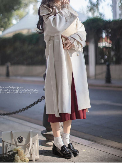 V-neck Pea White Coat