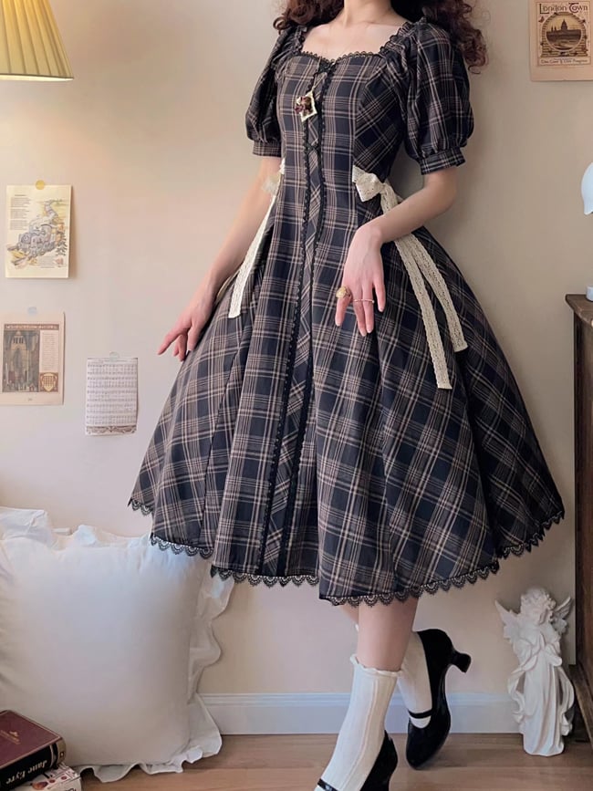 Black Dress Fit Pattern Slim Waist Plaid Short Sleeves Lolita