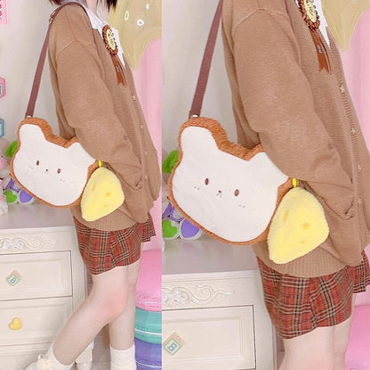 Bear-shaped Crossbody Bag