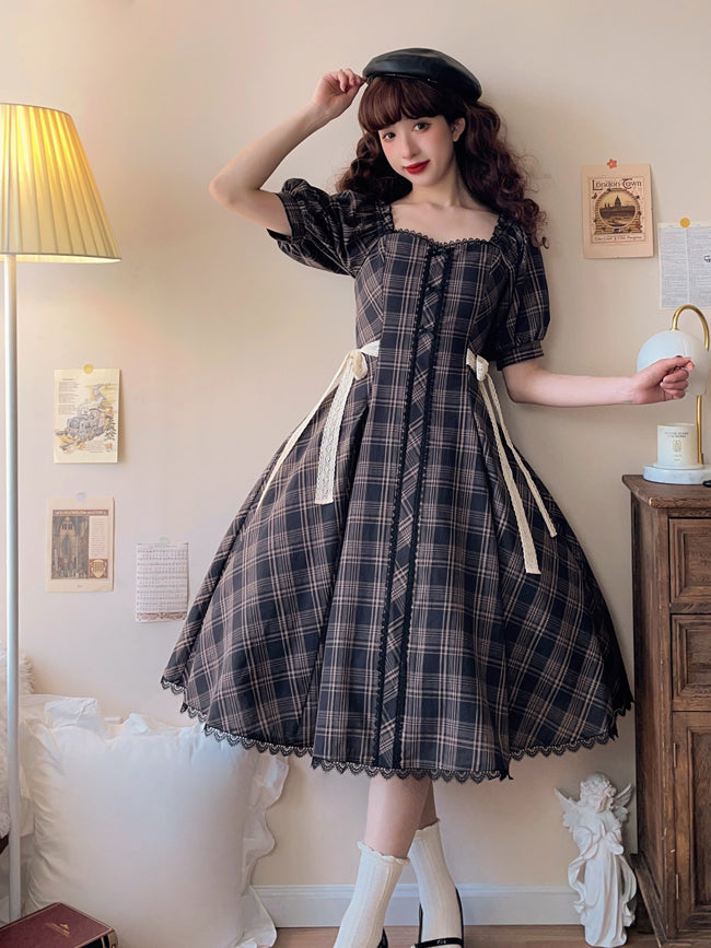 Black Dress Fit Pattern Slim Waist Plaid Short Sleeves Lolita