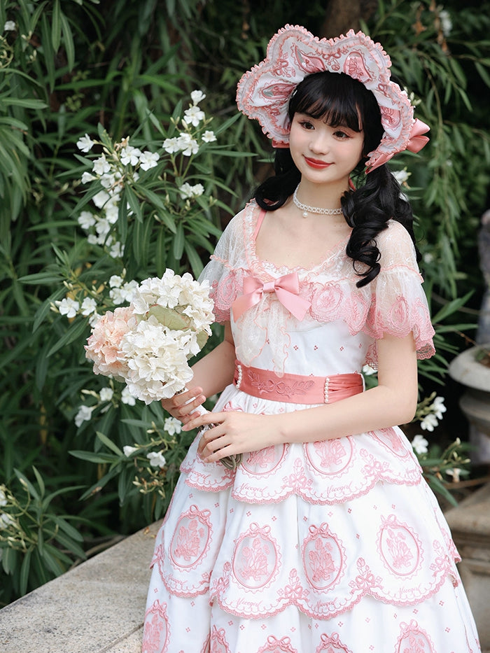 Weißes rückenfreies rosa Rand gewelltes elegantes Lolita-Stufenkleid mit Stickerei