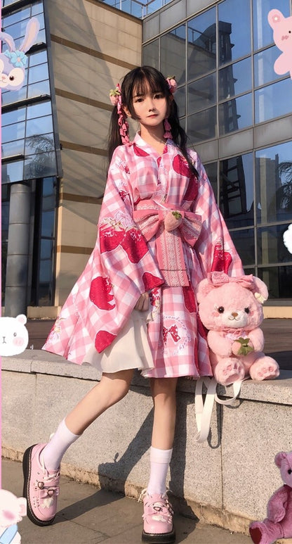 ストロベリーバッグベア ホワイト/ブラック/コーヒー/ピンクのぬいぐるみ