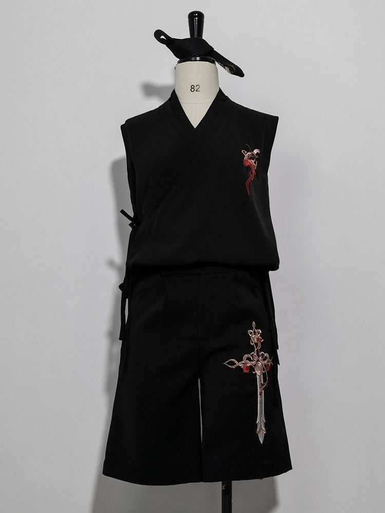 ナイトコマンド刺繍トップ