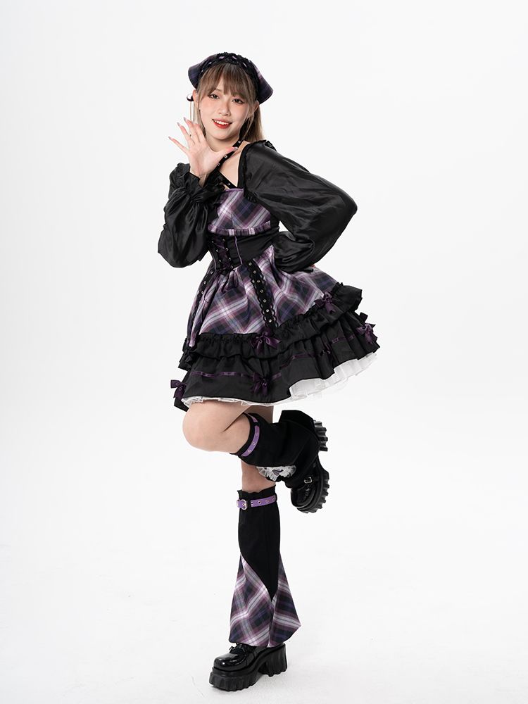 Neckholder-Idol-Kleid mit lila Karomuster und langen Ärmeln, einteilig