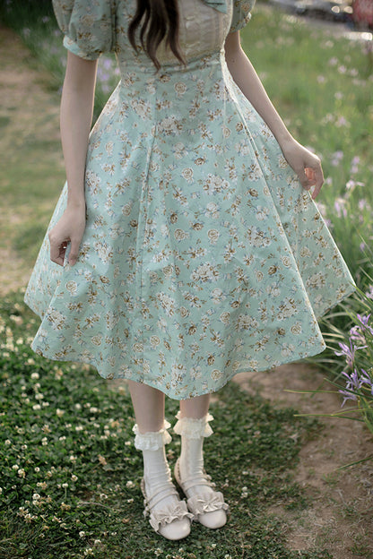 Mintgrünes Lolita-Blumenkleid mit OP-Ausschnitt und quadratischem Print