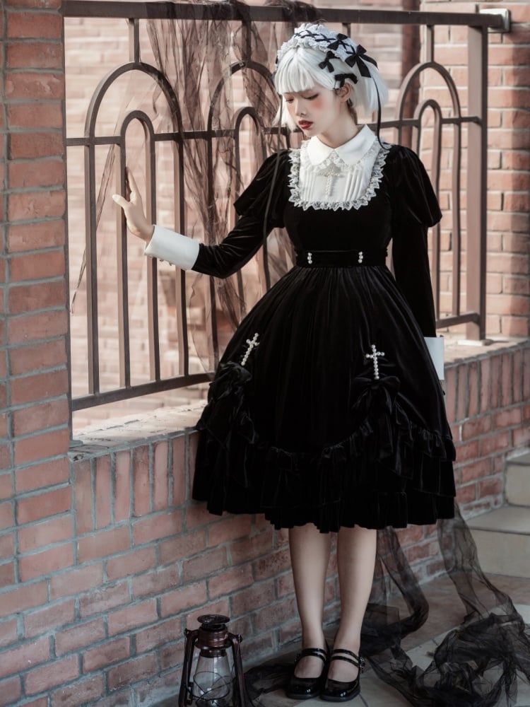 Schwarz-weißes elegantes Lolita-Kleid mit Juliette-Ärmeln