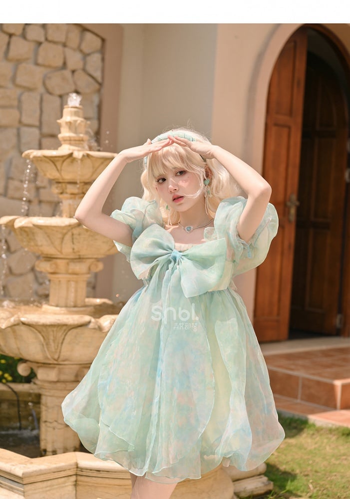 Grünes Kleid mit kurzen/langen Ärmeln und kurzer Schleife und süßer abnehmbarer Version, groß