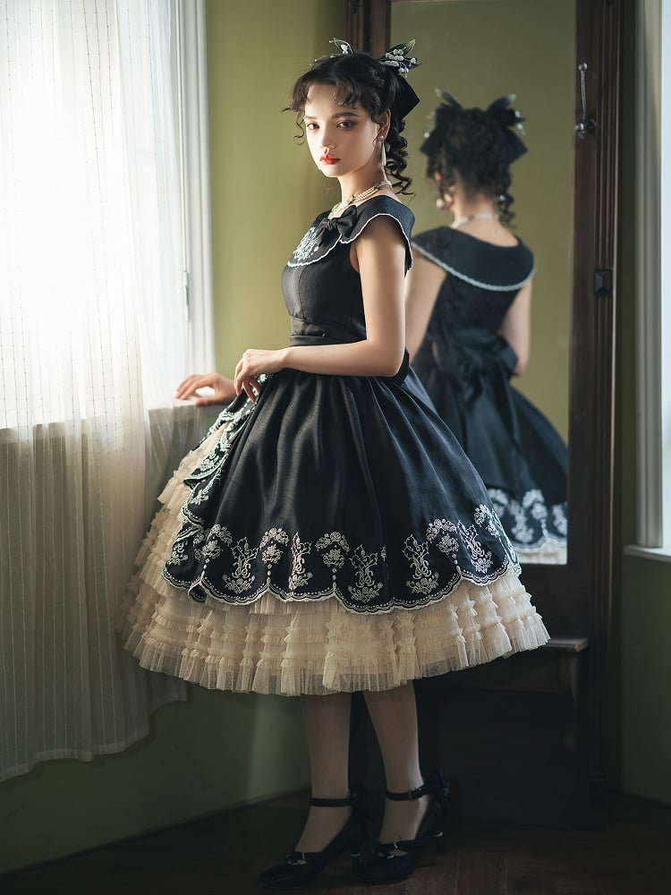Dress Black Lily with Elegant of Valley Classic Embroidery Beige the Lolita