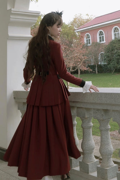 プラスサイズ対応 - ワインレッドのプリーツディテールブレザースカートセット