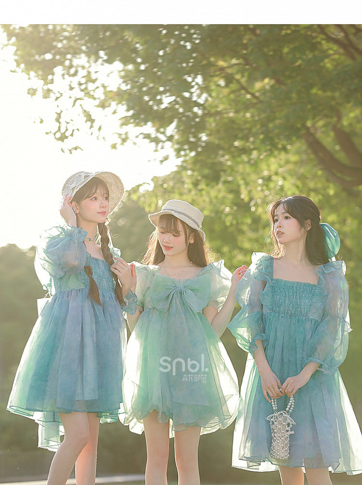 Grünes Kleid mit kurzen/langen Ärmeln und kurzer Schleife und süßer abnehmbarer Version, groß