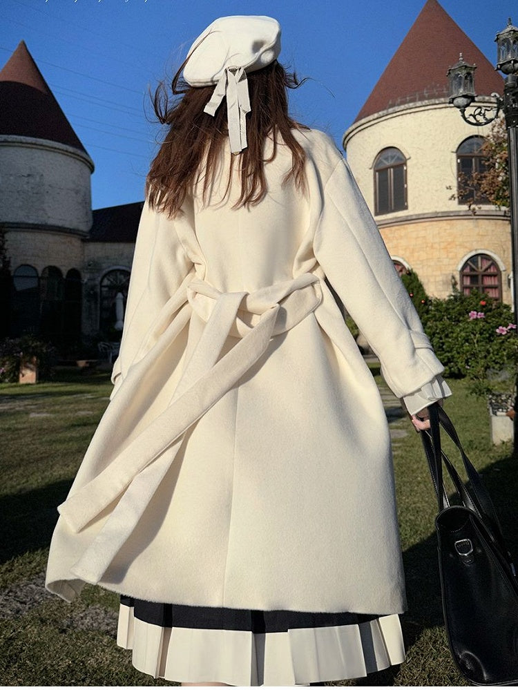 V-neck Pea White Coat