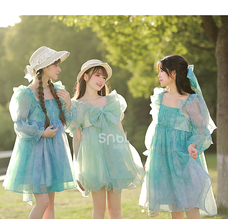 Grünes Kleid mit kurzen/langen Ärmeln und kurzer Schleife und süßer abnehmbarer Version, groß