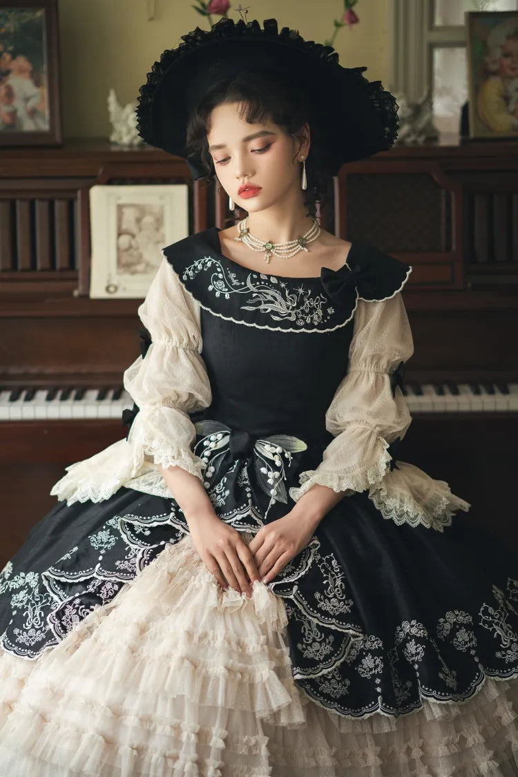 Lily Stickerei Kleid Beige Lolita Valley of Black Classic die