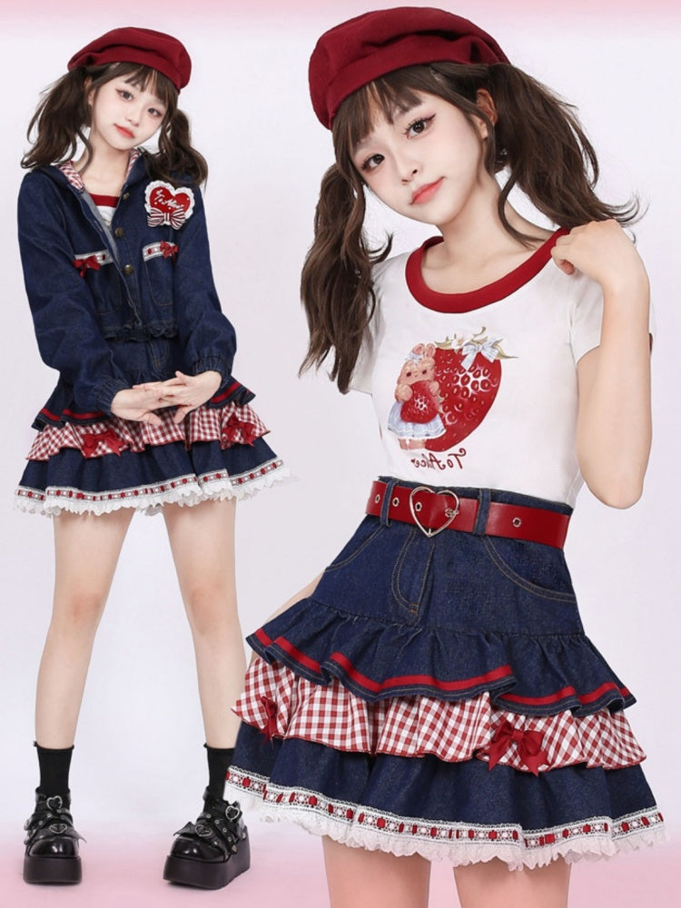 Marineblauer Spitzensaum mit Schleifenakzenten, gestufter Denim-Rock mit kariertem Patchwork