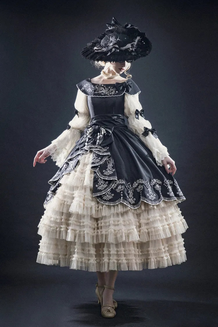 Lily Stickerei Kleid Beige Lolita Valley of Black Classic die